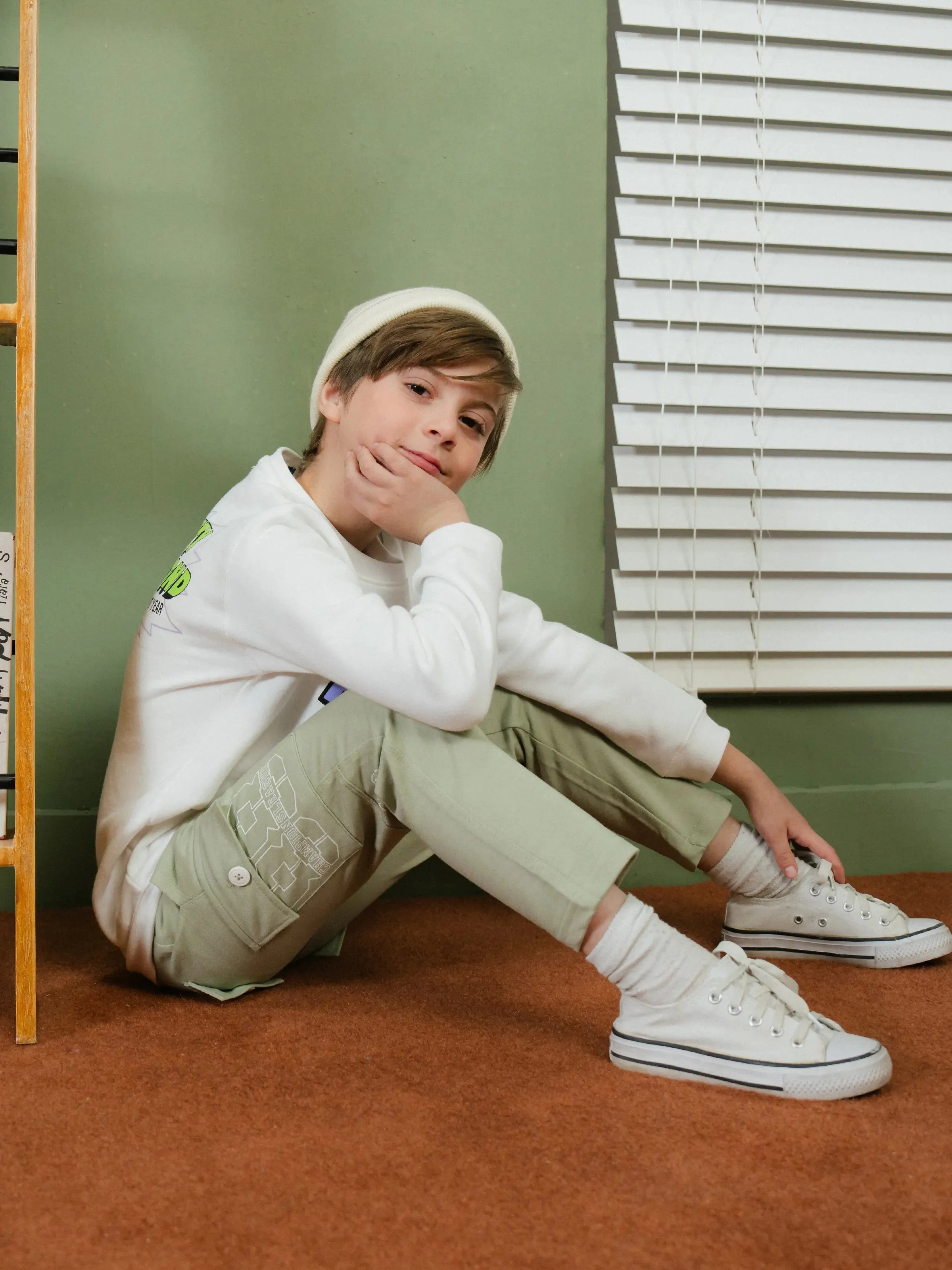 Boy's White Sweatshirt - EBTSS24-010