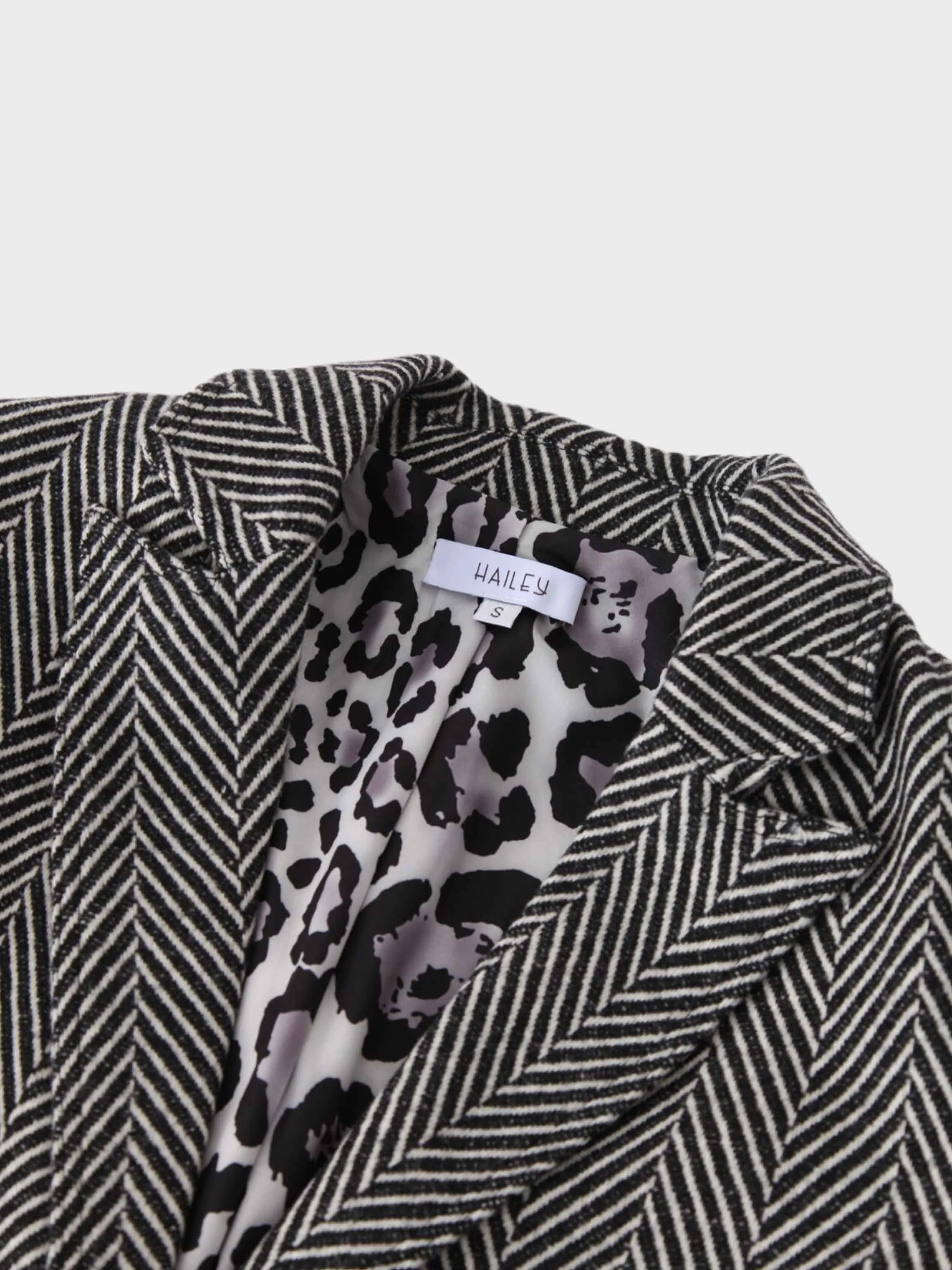 Fitted Blazer-Black/White