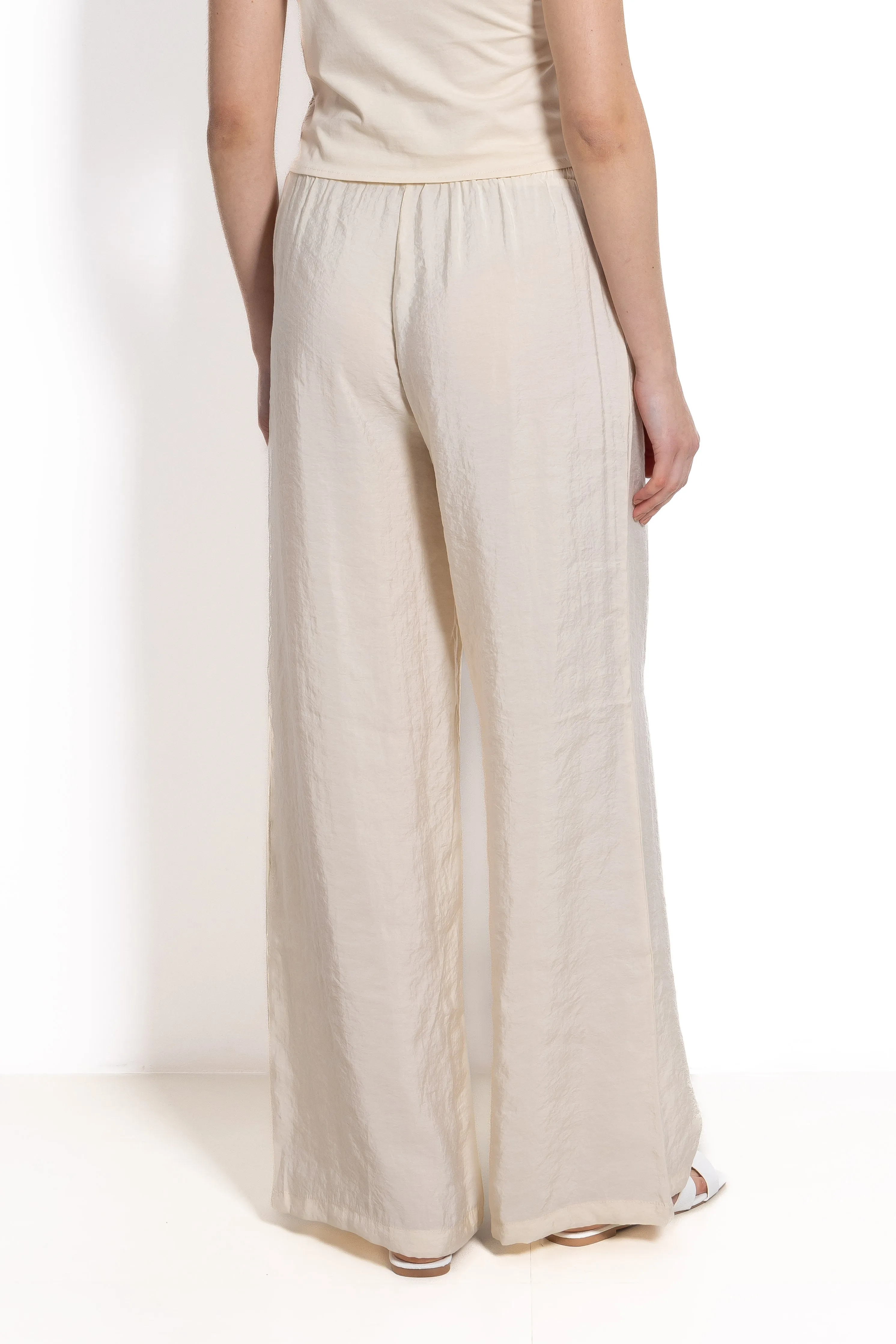 LIGHTWEIGHT FLOWY TROUSERS