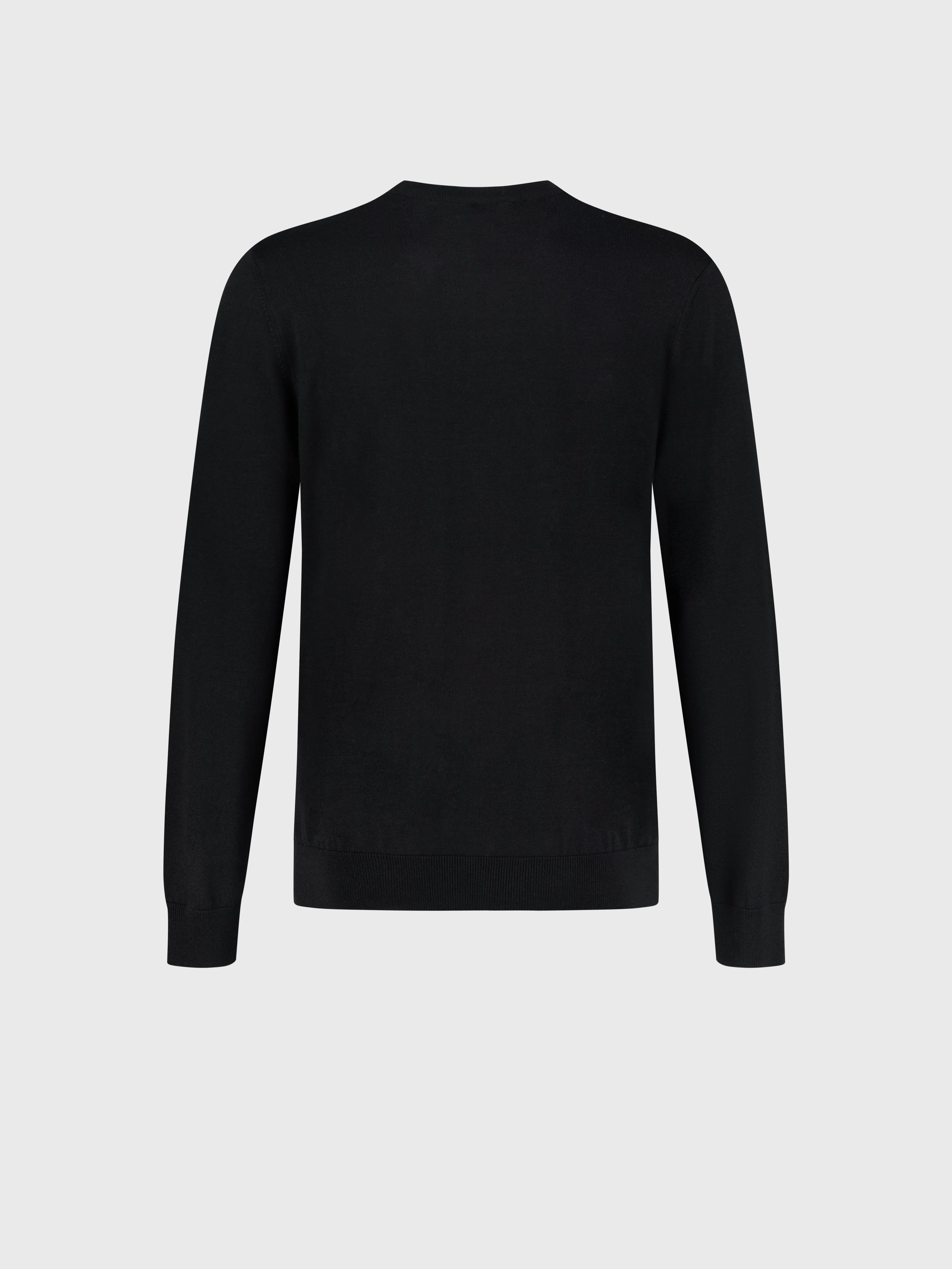 Pullover with Cable Knit Pattern Black